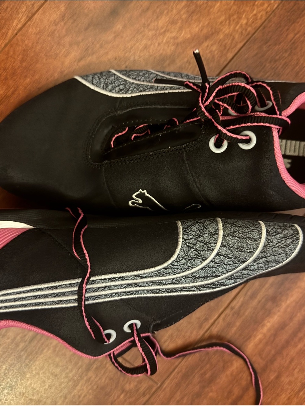 Puma Black Trainers with Pink Accents and Silver Detailing - Picture 3 of 8